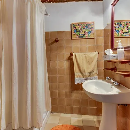 Villa Ilusion By Ghr Rentals בית הארחה